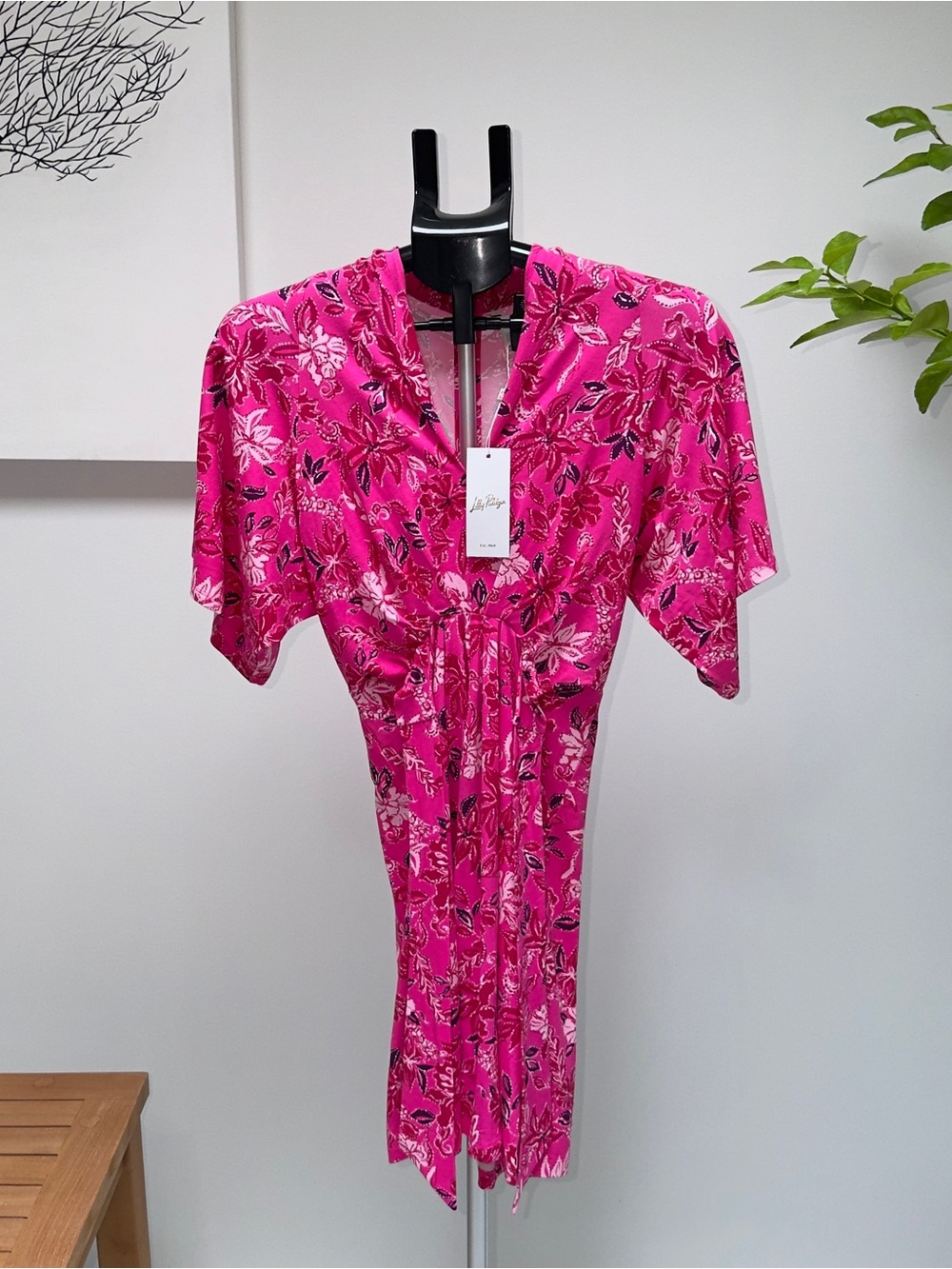 Lilly Pulitzer Hot Pink Floral Satin Tie-Front Robe